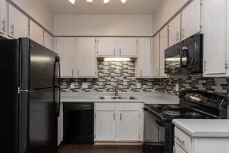 The Woods at Johnson Mill in Springdale, AR - Building Photo - Interior Photo
