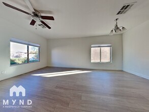 1237 E Blackfoot Daisy Dr in Queen Creek, AZ - Building Photo - Building Photo