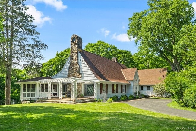 220 Croton Ave in Mt Kisco, NY - Building Photo - Building Photo