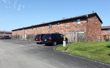 Brandenberry Square Apartments in Columbus, OH - Building Photo - Building Photo