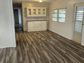 5027 4th St W in Bradenton, FL - Building Photo - Building Photo