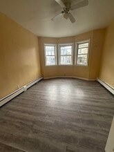 290 Ege Ave in Jersey City, NJ - Building Photo - Building Photo