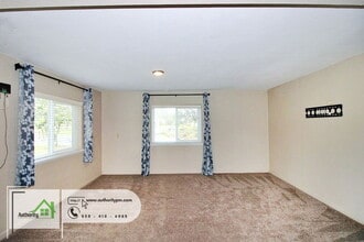 9021 Placer Rd in Redding, CA - Building Photo - Building Photo