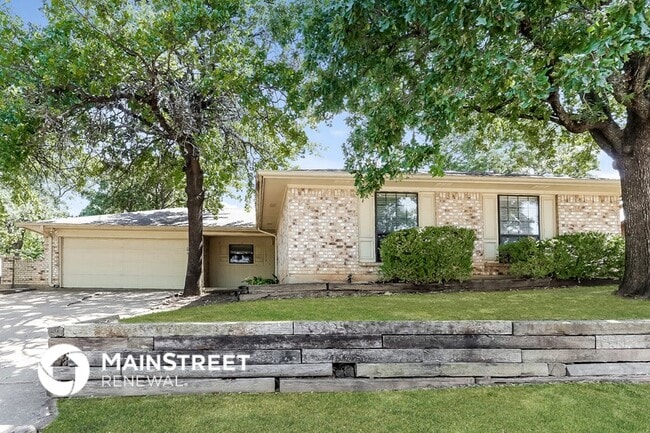 1003 Glenn Dr