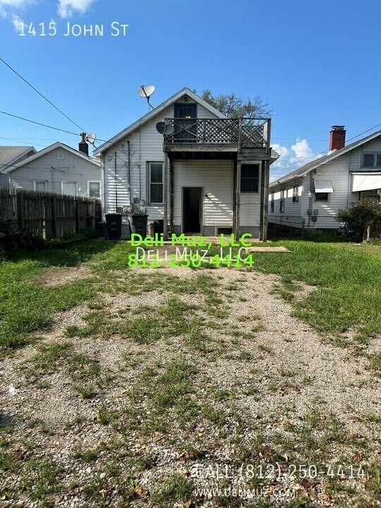 1415 John St in Evansville, IN - Building Photo