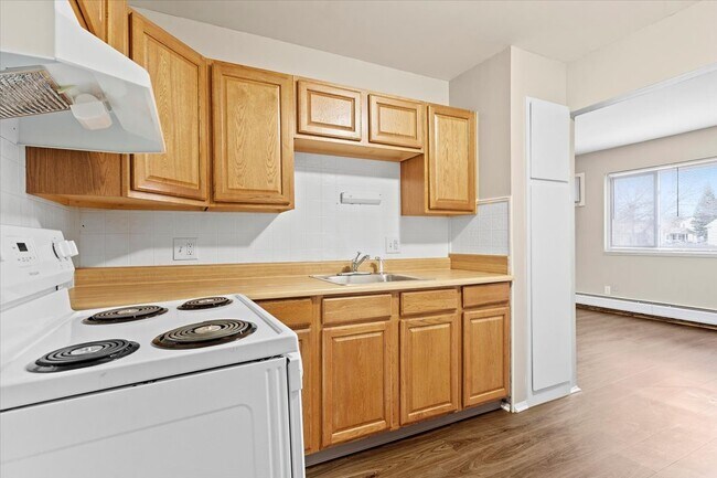 1778 Goddard Rd, Unit 1778-1 - UPG in Lincoln Park, MI - Building Photo - Building Photo