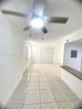 850 SW 74th Terrace in North Lauderdale, FL - Building Photo - Building Photo