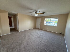 2634 S 30th Dr in Yuma, AZ - Building Photo - Building Photo