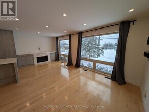 83 Wishing Well Dr in Toronto, ON - Building Photo - Building Photo