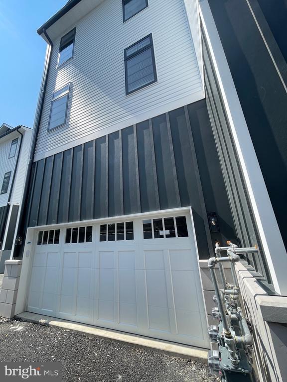 7517 Ridge Ave in Philadelphia, PA - Building Photo - Building Photo