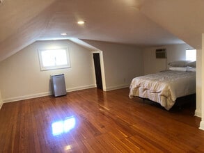 2650 Van Buren Pl in Los Angeles, CA - Foto de edificio - Building Photo