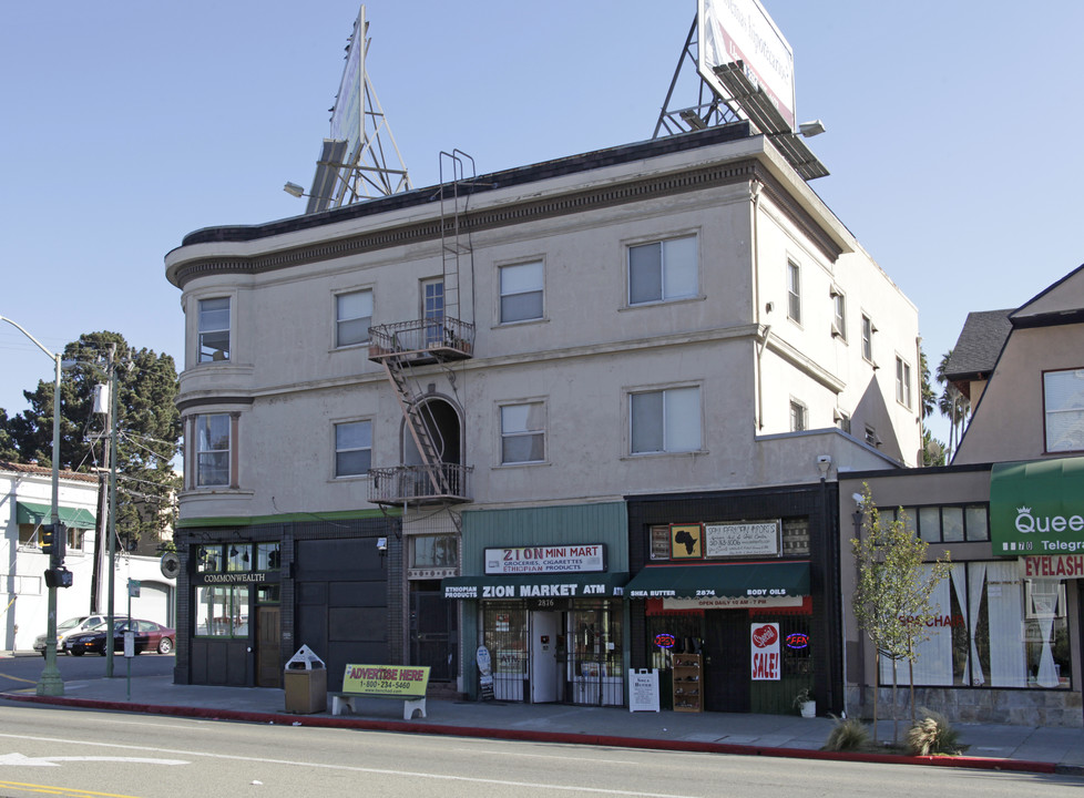 2874-2882 Telegraph Ave in Oakland, CA - Building Photo