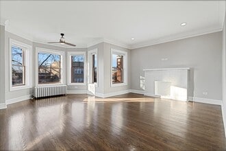 6553 N Greenview Ave in Chicago, IL - Building Photo - Building Photo