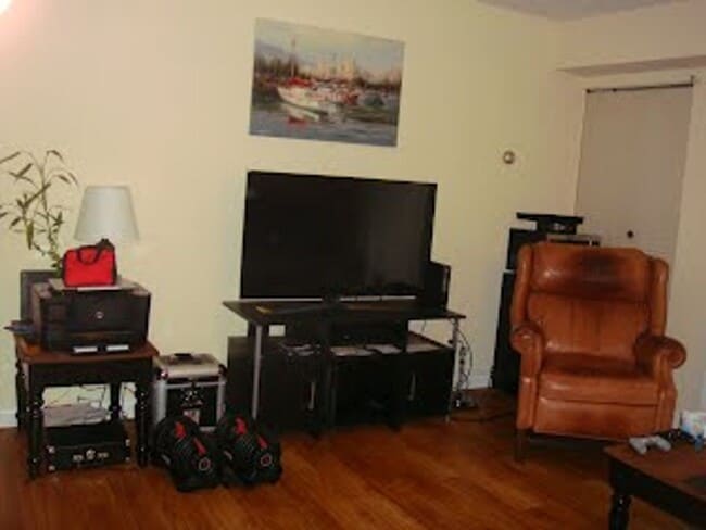 property at 1800 Jefferson Park Ave