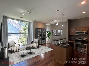 291 McDonald Ave in Charlotte, NC - Foto de edificio - Building Photo