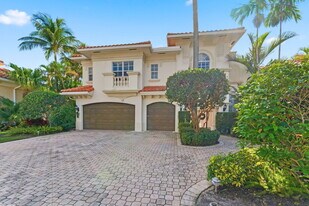7162 Vía Firenze in Boca Raton, FL - Building Photo
