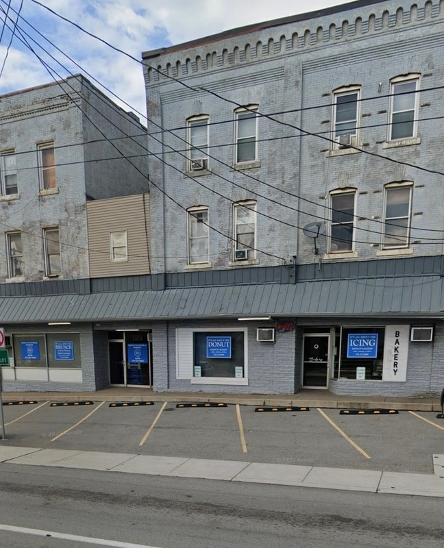 property at 984 Jefferson Ave