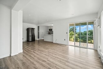 310 Lake Shore N in Montague, NJ - Building Photo - Building Photo