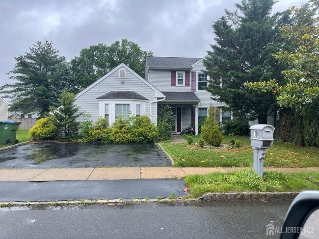 property at 19 Woodbury Rd