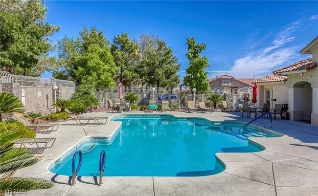 3352 Kylemore St in Las Vegas, NV - Building Photo - Building Photo