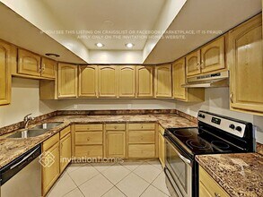 12340 NW 30th Pl in Sunrise, FL - Building Photo - Building Photo
