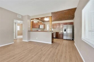 10184 66th Ave in Seminole, FL - Building Photo - Building Photo
