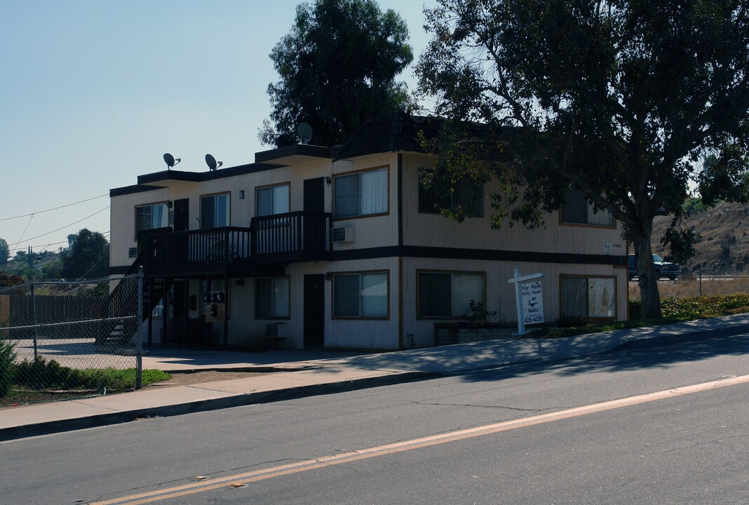 9906 Buena Vista Dr in Spring Valley, CA - Building Photo