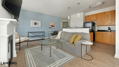 909 Mansion Dr, Unit 712-402 in Frederick, MD - Building Photo - Building Photo