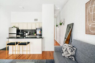240 E 26th St in New York, NY - Building Photo