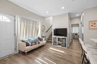 5124 Leo St in San Diego, CA - Building Photo - Building Photo