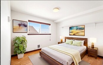 1953 S I St, Unit 9 in Tacoma, WA - Foto de edificio - Building Photo