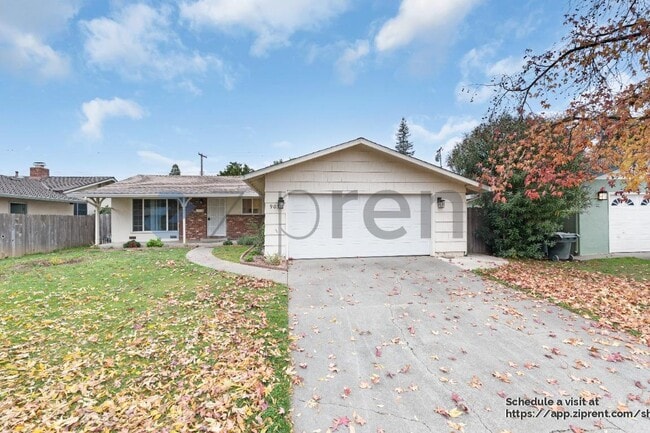 property at 9033 Fashion Dr