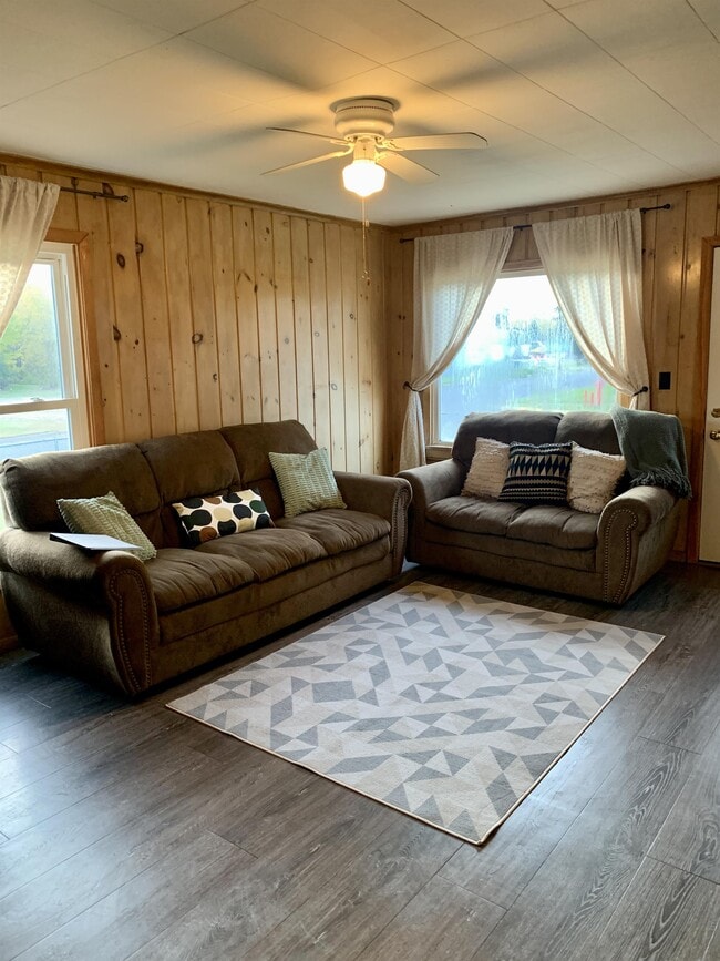 228 E Hibbing Ave in Keewatin, MN - Building Photo - Building Photo