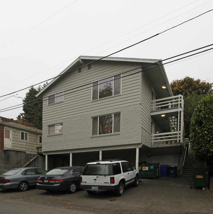 3415 SW 11th Ave in Portland, OR - Foto de edificio