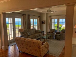4 Stonington Cmns in Stonington, CT - Building Photo - Building Photo