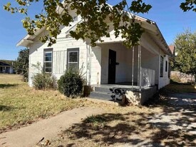 2168 Ave H in Wichita Falls, TX - Building Photo
