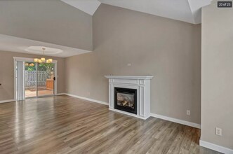 1145 Rock Creek Dr S in Salem, OR - Building Photo - Building Photo