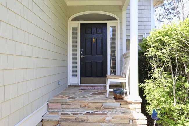 property at 323 Columbia Pl E