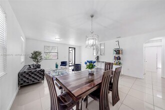 15294 SW 173rd St in Miami, FL - Building Photo - Building Photo