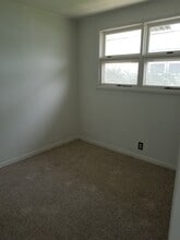 315 Elm St, Unit B in Spooner, WI - Building Photo - Building Photo