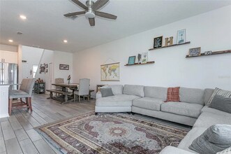 5759 Bungalow Grove Ct in Palmetto, FL - Building Photo - Building Photo