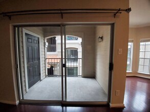 3231 Allen Pkwy, Unit 6204 in Houston, TX - Building Photo - Building Photo