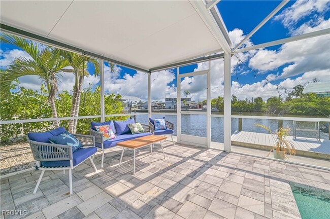 property at 2868 Sanibel Blvd