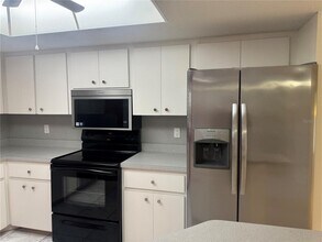 471 Albee Farm Rd in Venice, FL - Building Photo - Building Photo
