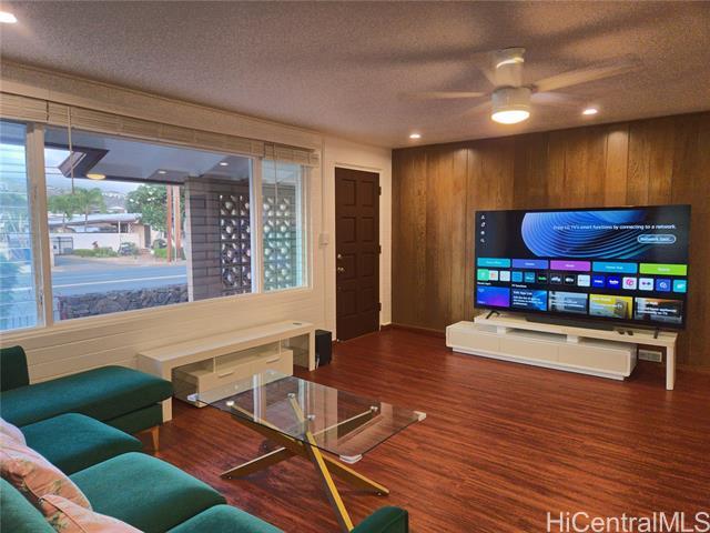property at 4153 Kilauea Ave