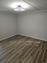 21475 Coyote Trl, Unit 2A in Lago Vista, TX - Foto de edificio - Building Photo