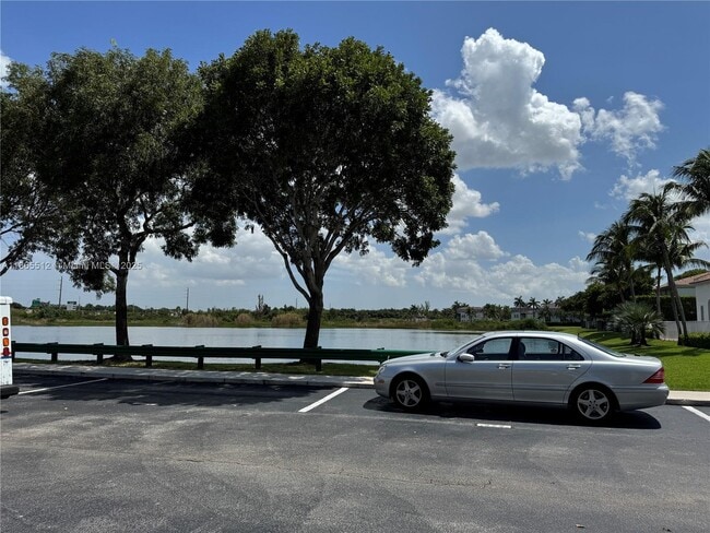15567 SW 40th St in Miramar, FL - Building Photo - Building Photo