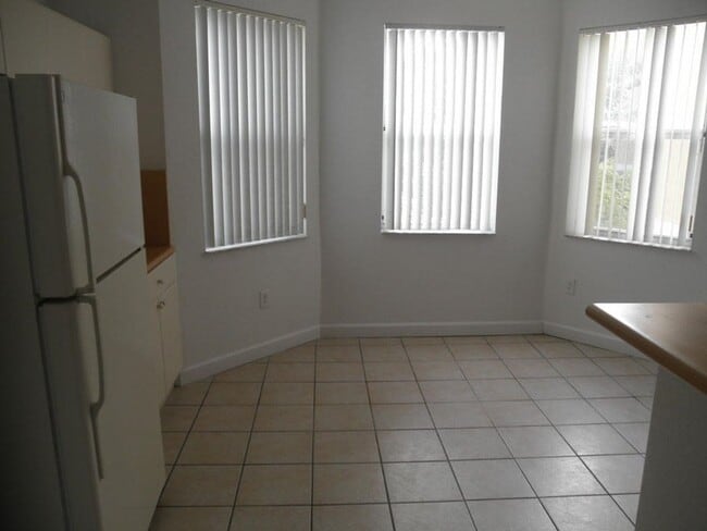 3002 Shoma Dr in West Palm Beach, FL - Building Photo - Building Photo