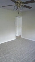 565 Barrymore St E in Stockton, CA - Building Photo - Building Photo