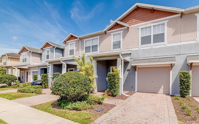 831 Pine Pointe Ln in Orlando, FL - Building Photo - Building Photo